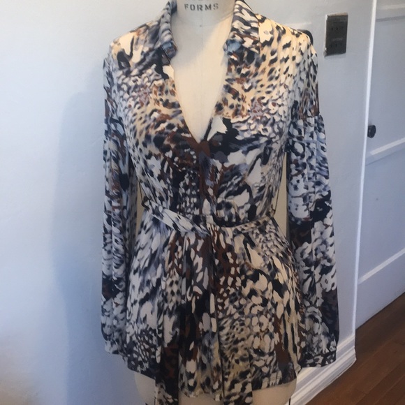 Lapis Tops - Lapis animal print blouse